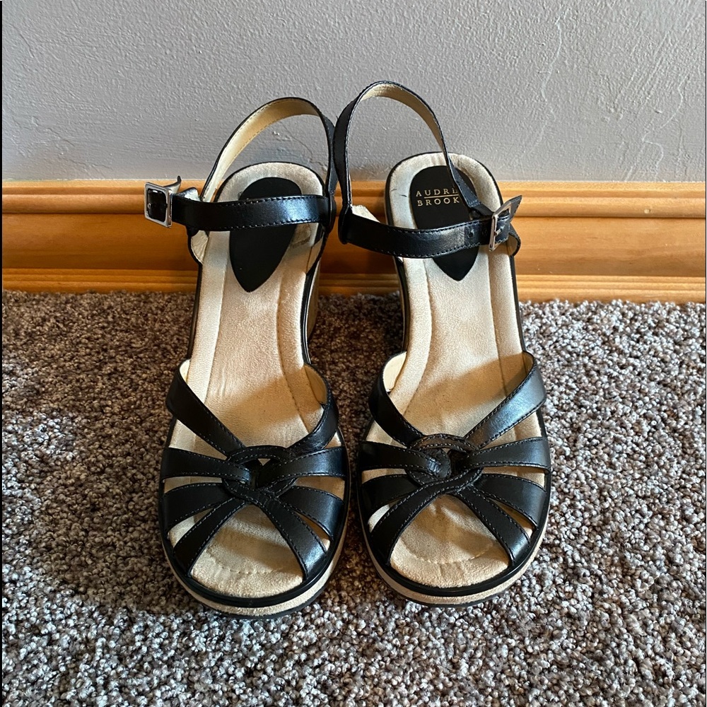 Audrey Brooke black wedges
